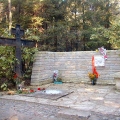 Мемориал А. А. Ахматовой на Комаровском кладбище