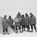 В Арктике. Имя руководителя этой уникальной экспедиции Дмитрий Шпаро