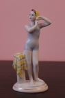 Фарфоровая статуэтка Юная купальщица ЛФЗ