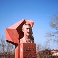 Камень-на-Оби. Памятник Александру Игнатьевичу Шаргею. 