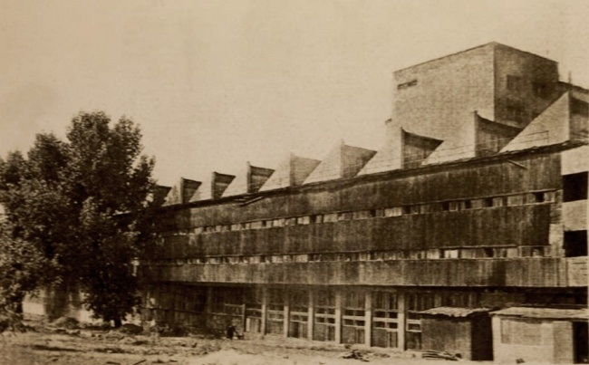 Фото: Общественный корпус здания дома-коммуны Текстильного института. 1931 год