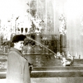 Август 1954 года. У фонтана — В. П. Лукьянова