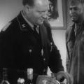 Андрей Соколов в фашистском плену. Кадр из фильма Судьба человека. 1959 год
