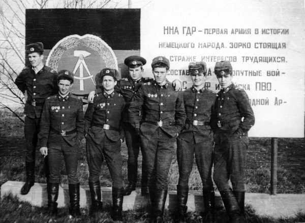 Фото: Служба солдат советской армии в ГДР