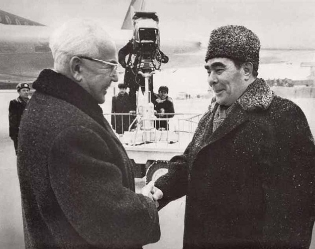 Фото: Л.И.Брежнев и Николае Чаушеску