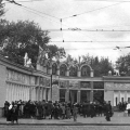 Знаменитый фасад со львами Московского зоопарка. 30-е годы.