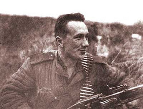 Фото: Актер Смирнов Алексей Макарович на фронте, 1941 год