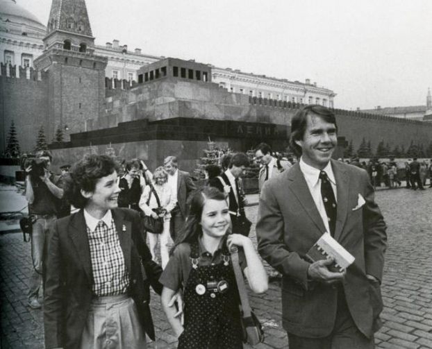 Фото: Саманта с родителями в Советском Союзе
