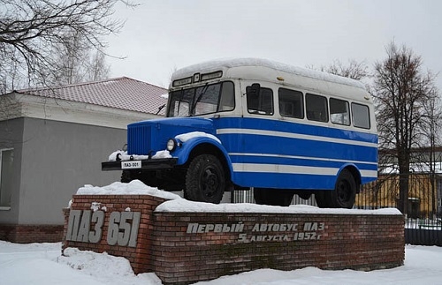 Фото: Первый автобус ПАЗ - музейный экспонат