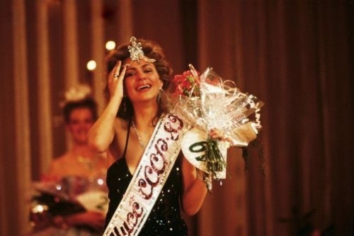 Фото: Счастливая Мисс СССР-89 Юлия Суханова
