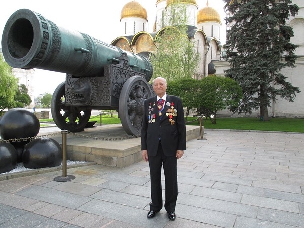 Фото: Актер Владимир Этуш.  Ветеран Великой Отечественной Войны. 9 мая 2014 года