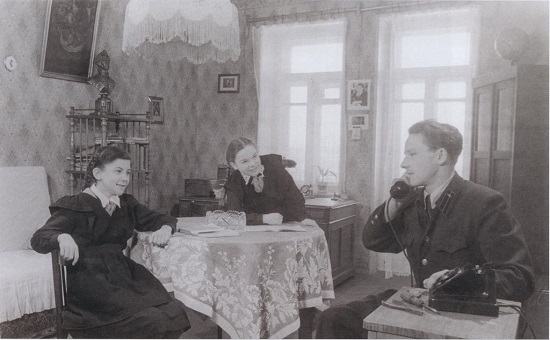 Фото: Советская квартира. Интерьер конца 30-х годов.