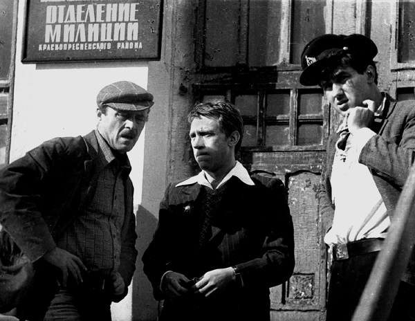 Фото: Говорухин, Высоцкий, Садальский на съемках фильма Место встречи изменить нельзя, 1978 год