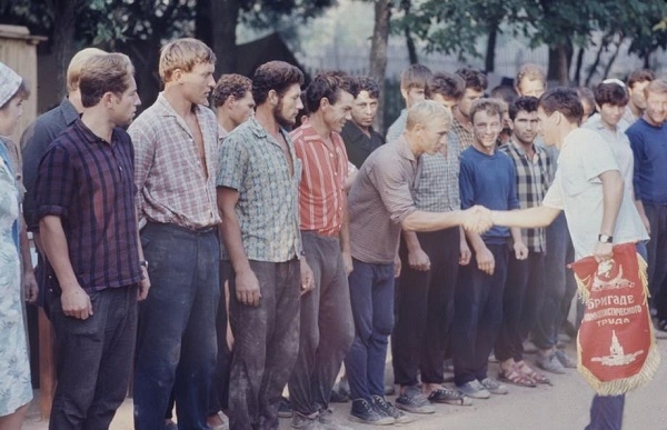 Фото: Все носили кеды в СССР 60-х