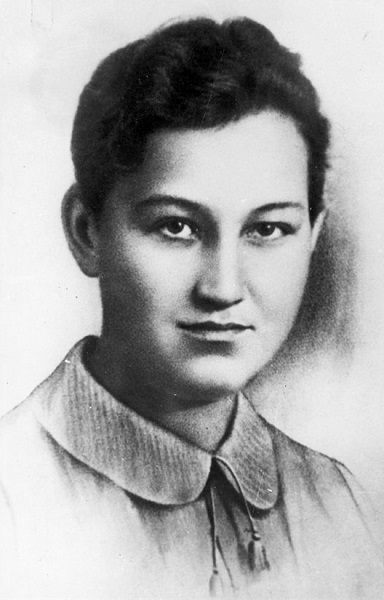Фото: Зоя Космодемьянская. Герой Советского Союза.