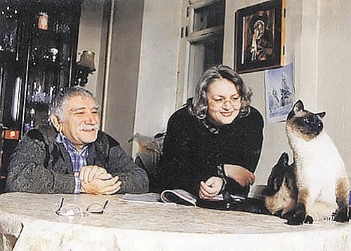 Фото: Армен Джигарханян с женой Татьяной Власовой
