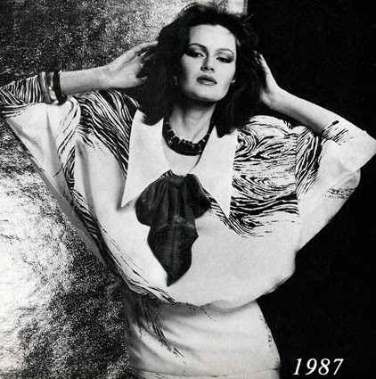 Фото: Романтический модный женский облик конца 80х