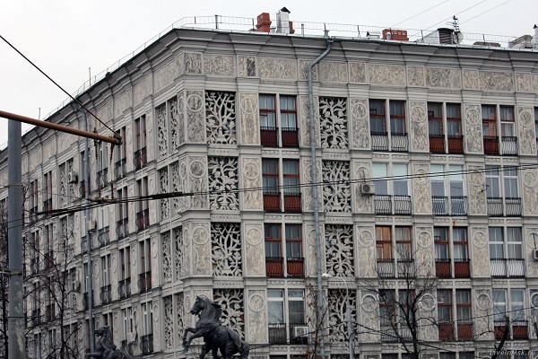 Фото: Первый блочный дом в Москве по проекту архитектора Бурова