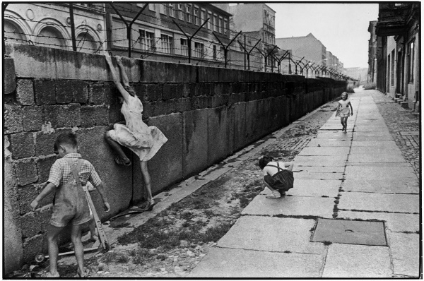 Фото: Жизнь в ГДР. Берлинская стена.