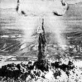 Ядерный взрыв, от ракеты, запущенной на полигоне Капусиин Яр в 1956 году