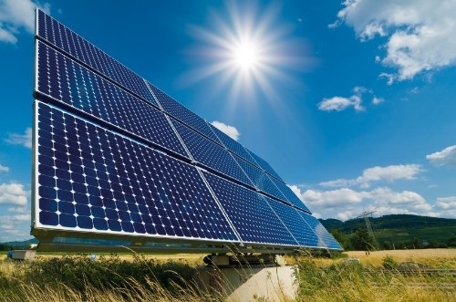 Фото: Солнечная электростанция в Крыму. Сакский район