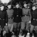 Студенты ЛГУ на военных сборах в СССР