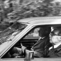 Л.И. Брежнев за рулем Линкольна катает президента Никсона. 1972 год