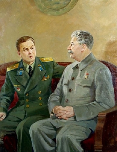 Фото: Портрет Василия Сталина с отцом Иосифом Сталиным.