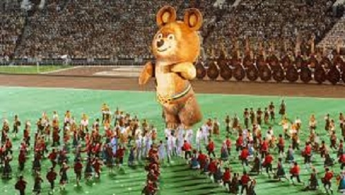 Фото: Торжественное закрытие Олимпиады-80 в Москве. Звучит песня До свиданья, Москва