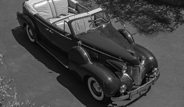 Фото: Иномарка Н. С. Хрущева - Cadillac Fleetwood из ставки Гитлера