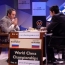 В 2000 году Гарри Каспаров уступил титул Чемпиона мира по шахматам Владимиру Крамнику