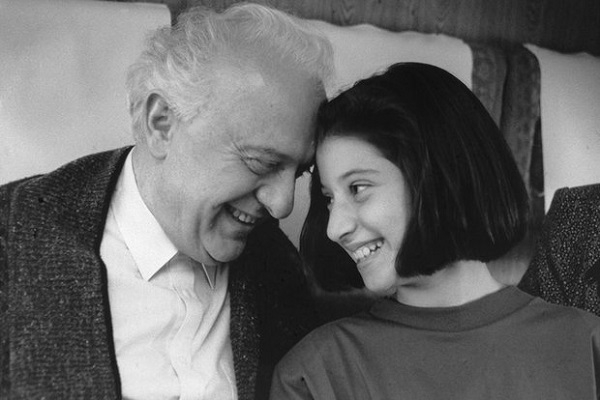 Фото: Эдуард Шеварднадзе с внучкой Софико, 1992 год