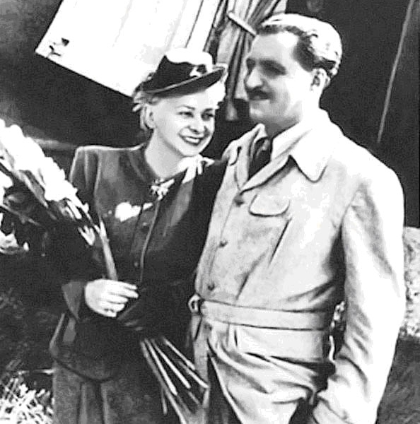 Фото: Константин Симонов и Валентина Серова. Франция 1946