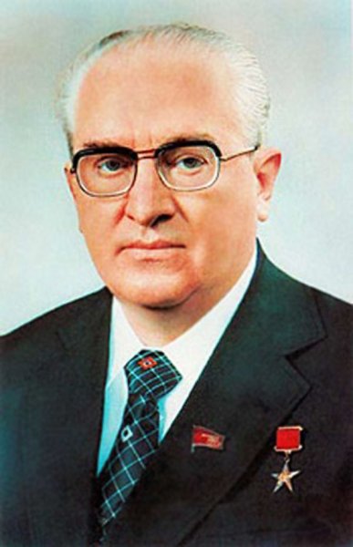Фото: Двенадцатого ноября генеральным секретарем ЦК КПСС избирается Юрий Андропов