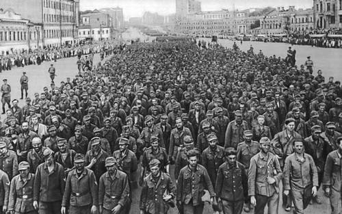 Фото: Пленные немцы в Москве