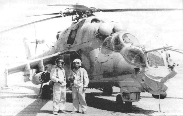 Фото: Боевой вертолет Ми-24 на службе в Афганистане. 1980 год