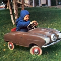 Советское детство на педальном автомобиле. 1976 год