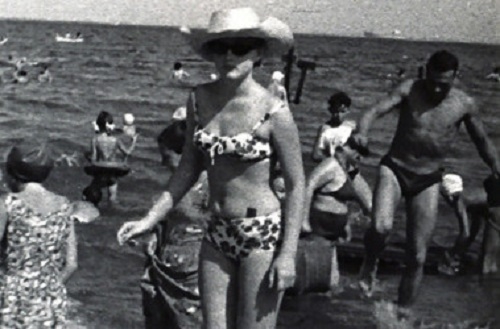 Фото: Советский женский купальник. 1975 год