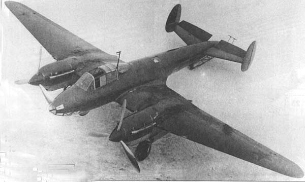 Фото: Пикирующий бомбардировщик ПЕ-2 создан в 1940 году