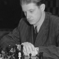 Международный гроссмейстер  Ю. Л. Авербах, 1952 год