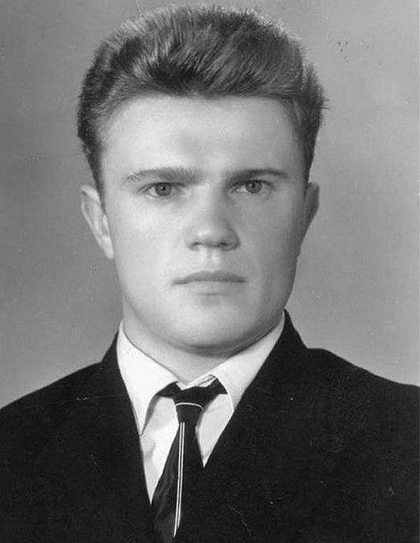 Фото: Молодой коммунист Геннадий Зюганов, 1966 год