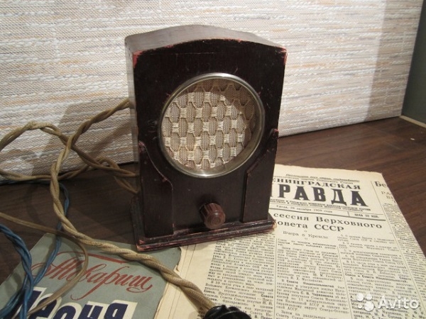 Фото: Радиоприемник в СССР 50-х