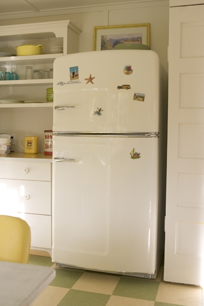 Фото: Ретро холодильник