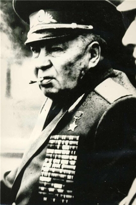 Фото: Генерал Василий Филиппович Маргелов -создатель ВДВ, 1990 год