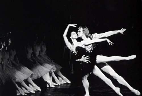 Фото: Партия Одилии в балете Большого театра Лебединое озеро. 1968 год