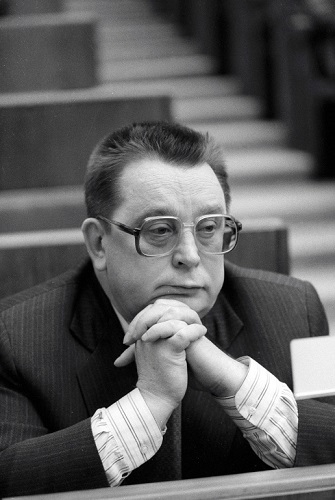 Фото:  Премьер-министр СССР Валентин Павлов  - денежный реформатор.