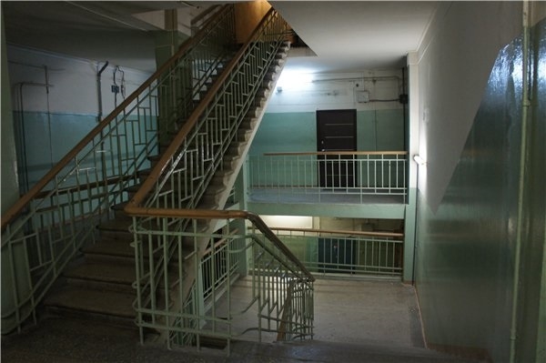 Фото: Лестницы ажурного дома в Москве