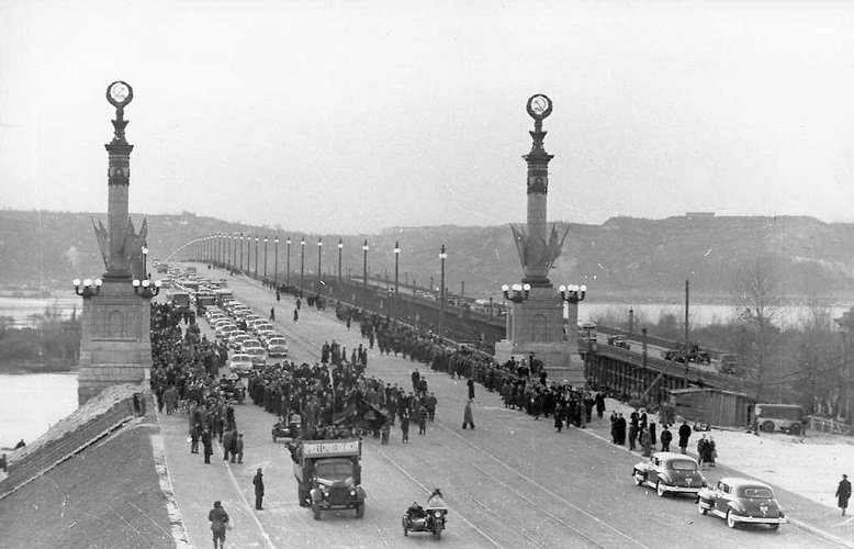 Фото: Открытие моста им. Патона, 1953 год