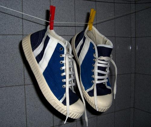 Фото: Обувь спортивная резиновая и резинотекстильная