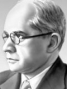 Схватившиеся за ствол нагана